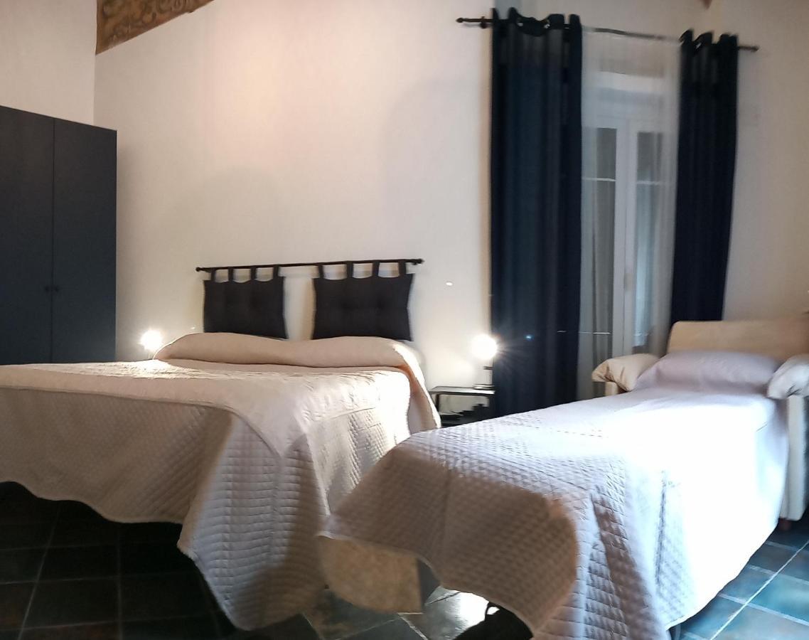Locazione Breve In Pieno Centro "Blue House" Apartment Palermo Luaran gambar