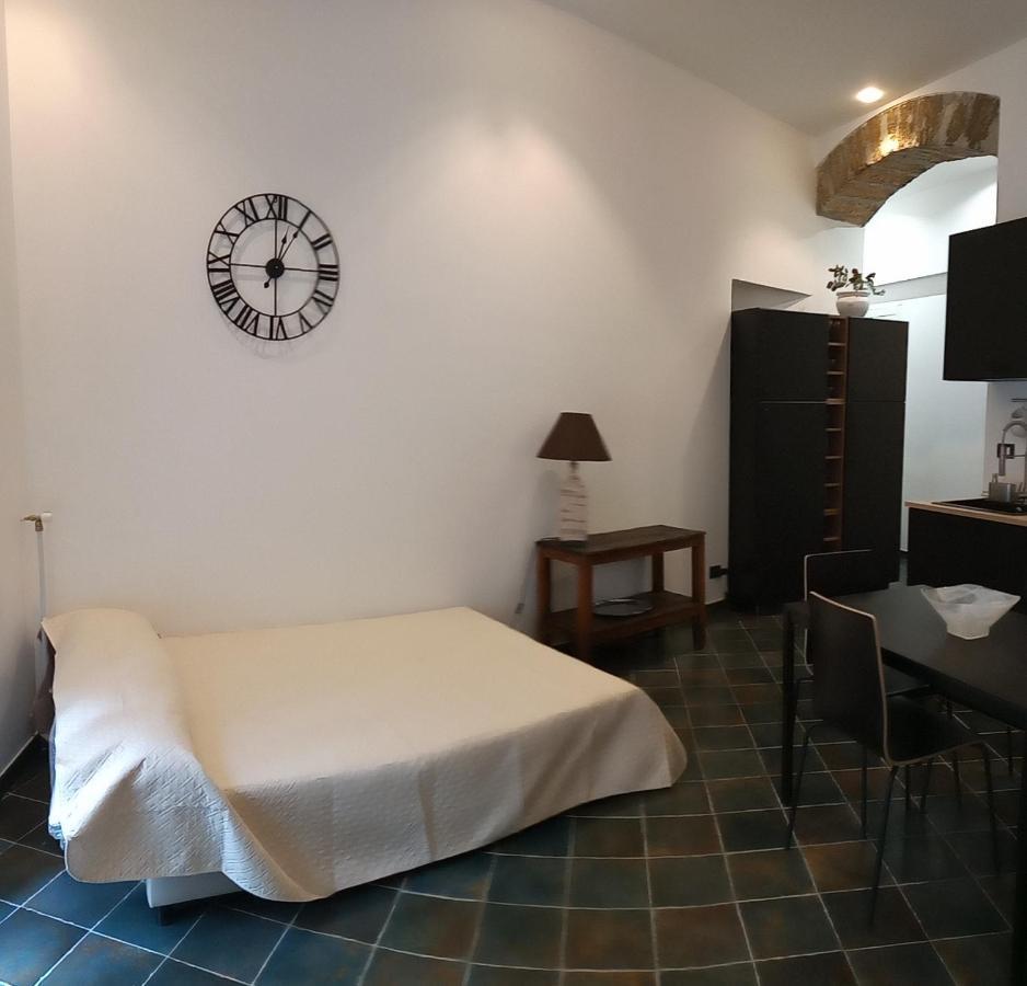 Locazione Breve In Pieno Centro "Blue House" Apartment Palermo Luaran gambar