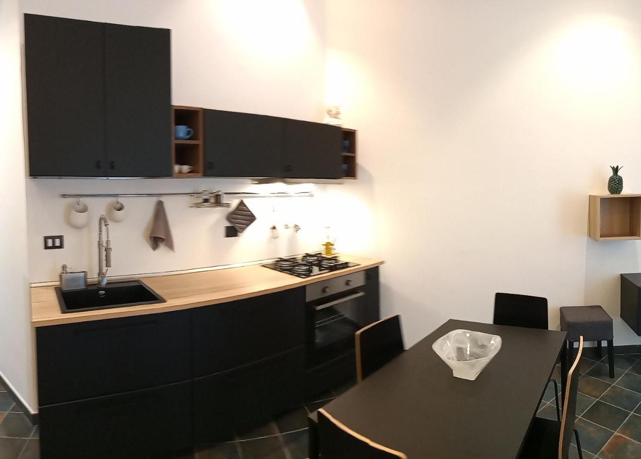 Locazione Breve In Pieno Centro "Blue House" Apartment Palermo Luaran gambar
