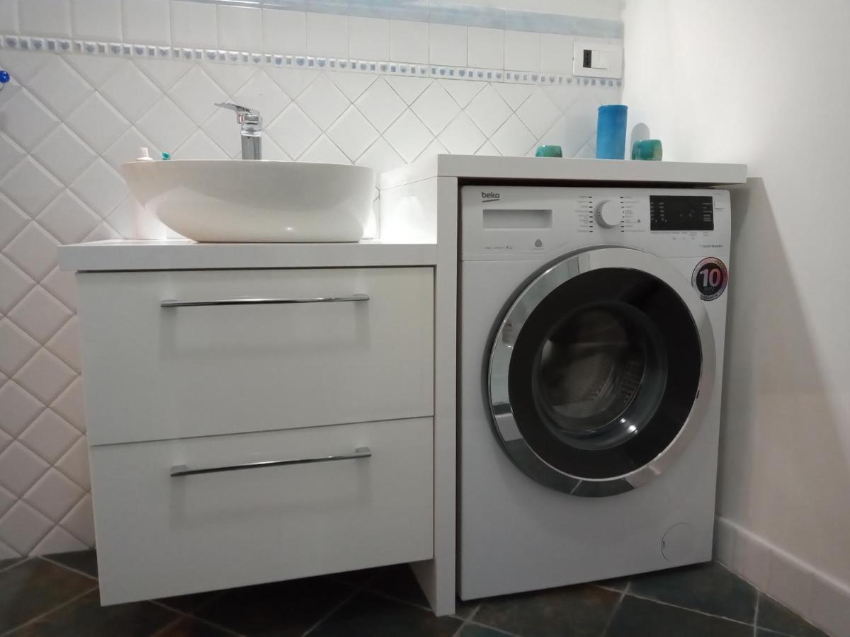 Locazione Breve In Pieno Centro "Blue House" Apartment Palermo Luaran gambar